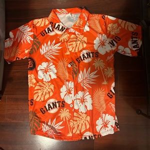 SF GIANTS HAWAIIAN SHIRT 2022 size medium NWOT